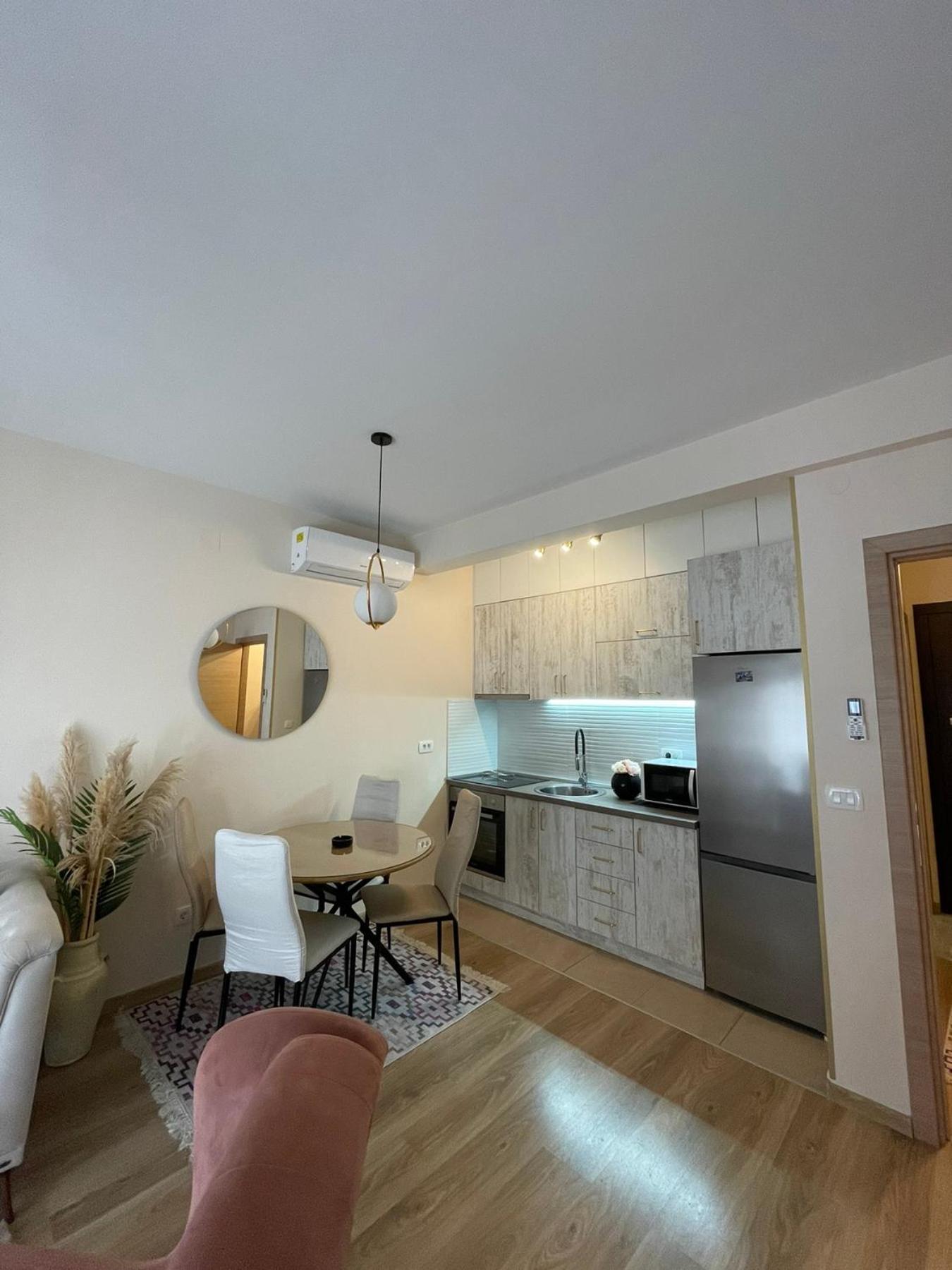 Apartman Montenegrina Budva Ngoại thất bức ảnh